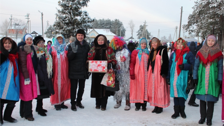 Исполнение новогодних желаний и сладкие подарки – от депутата Госсовета Чувашии Николая Николаева
