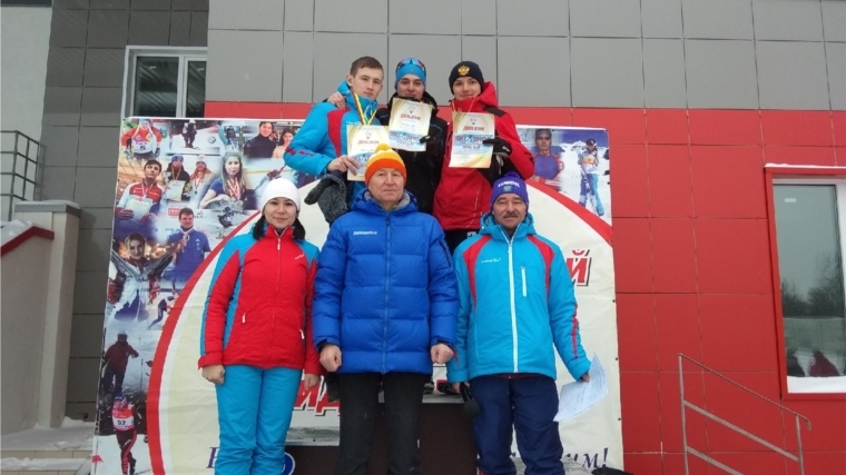 Сергей Патрушев, Каллиста Кускова - победители Кубка Чувашской Республики по лыжным гонкам