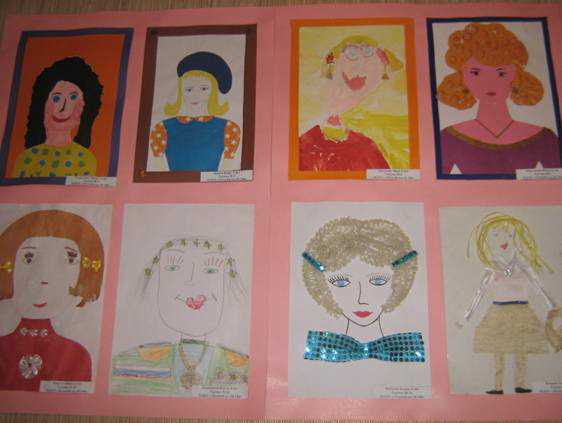 Ко Дню матери в детском саду № 136 открылась выставка детских рисунков