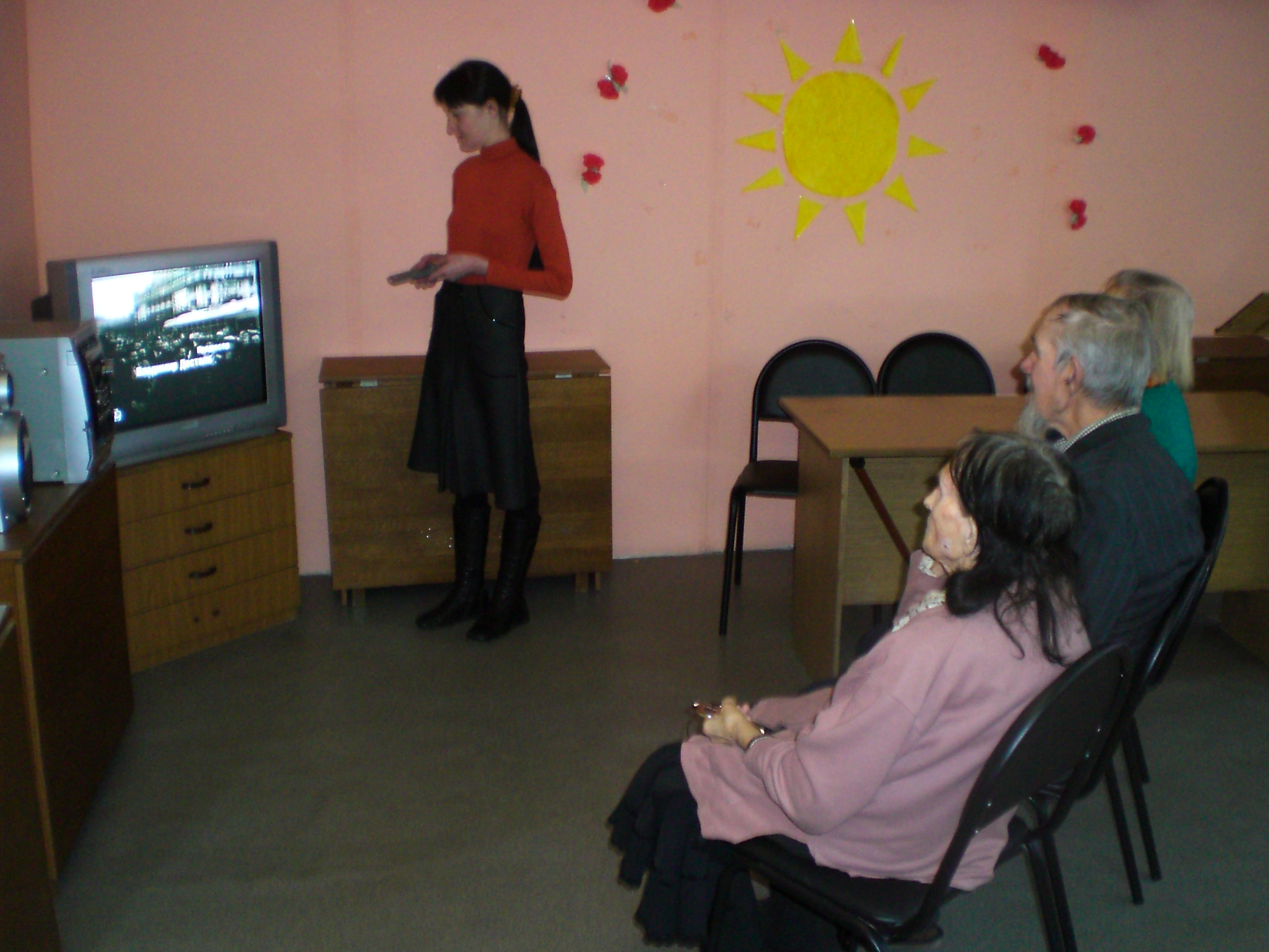 К 65-летию Победы в  Центре социального обслуживания населения Московского района покажут 65 фильмов о войне 