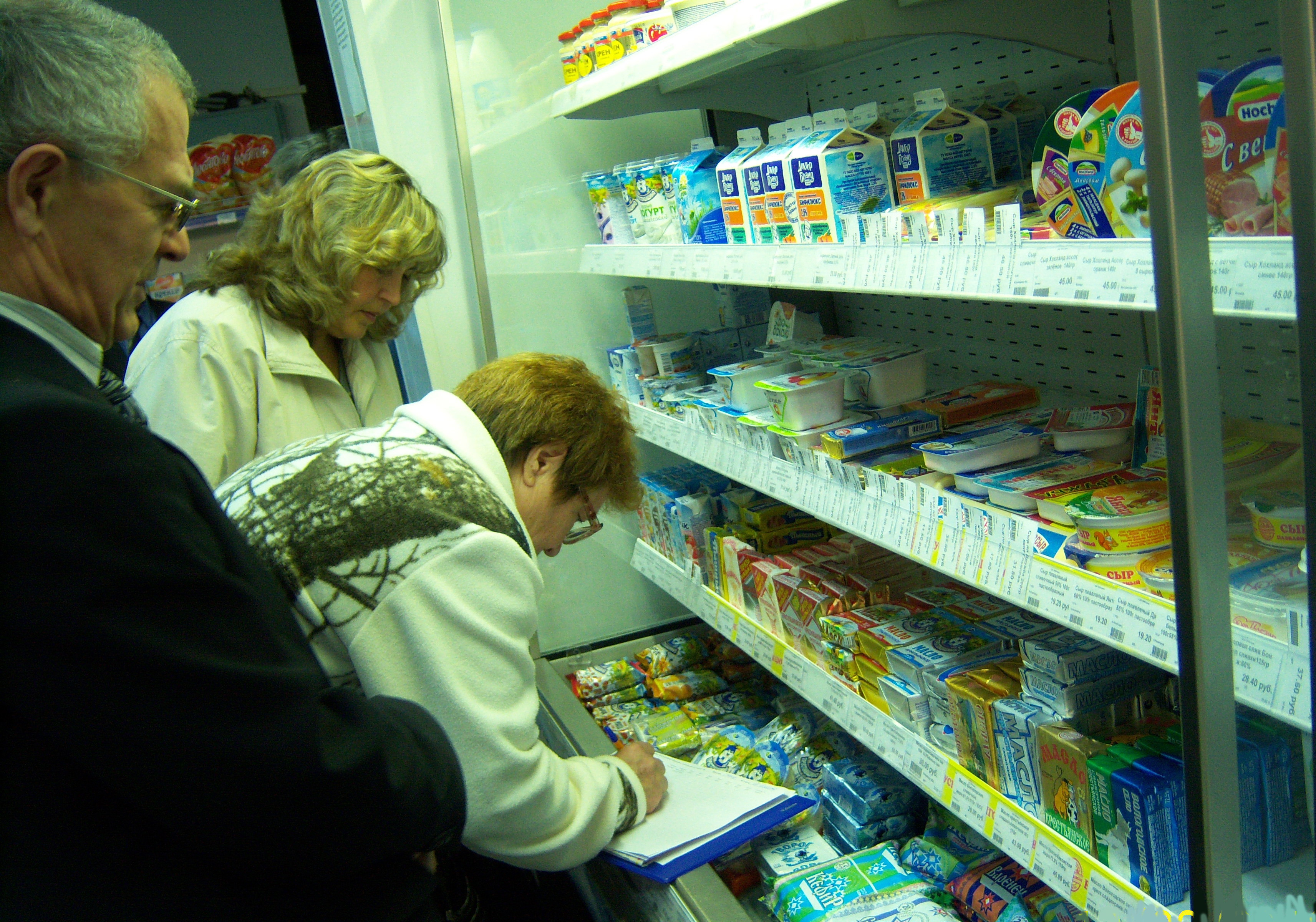 08:05 Московский район г. Чебоксары: проведен мониторинг цен на социально значимые продукты питания