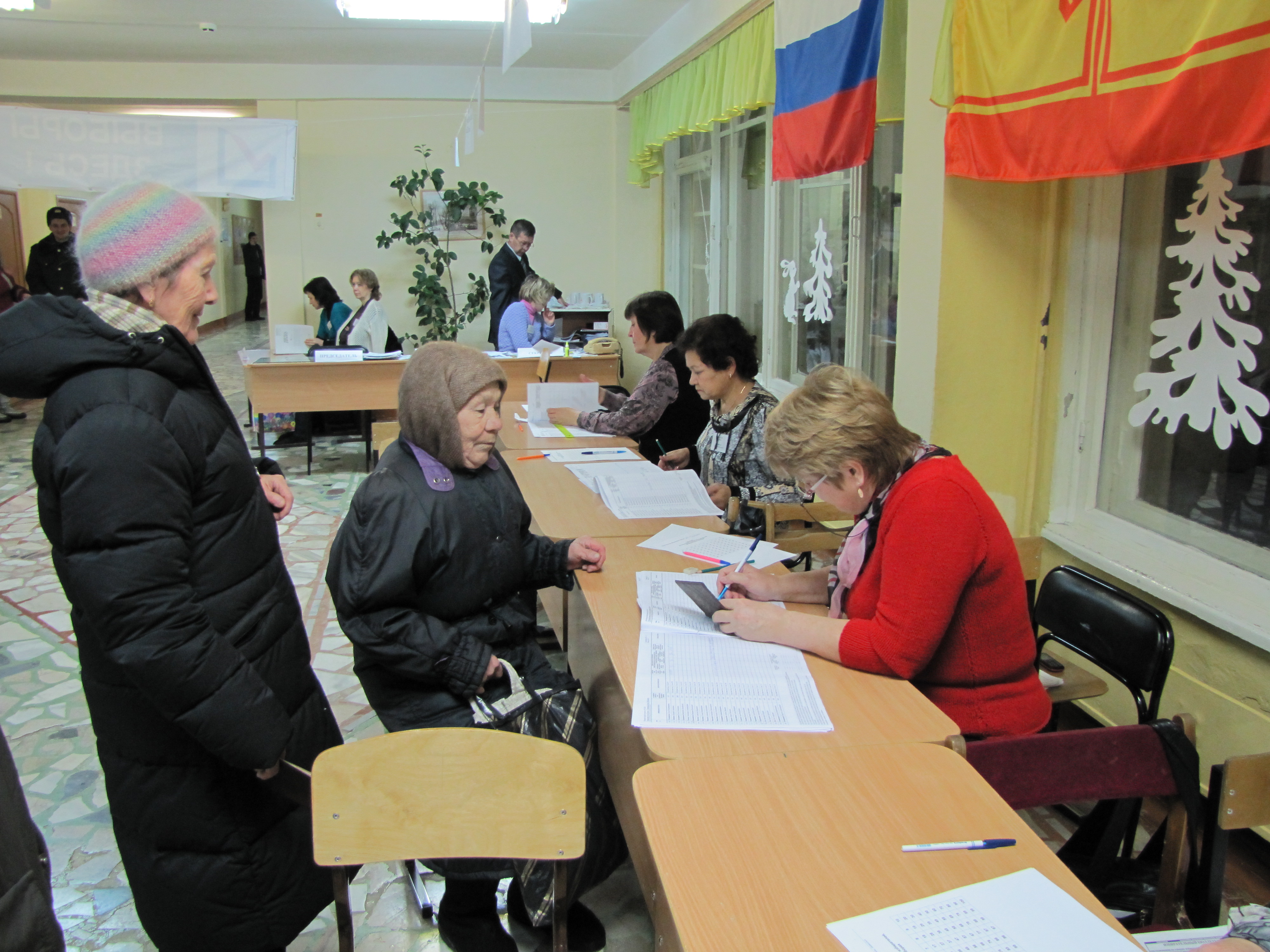 10:46 К 10 часам в Московском районе Чебоксар в выборах приняли участие 4,9 % избирателей 
