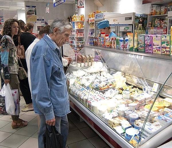 В Московском районе г. Чебоксары ведется мониторинг цен на социально значимые товары