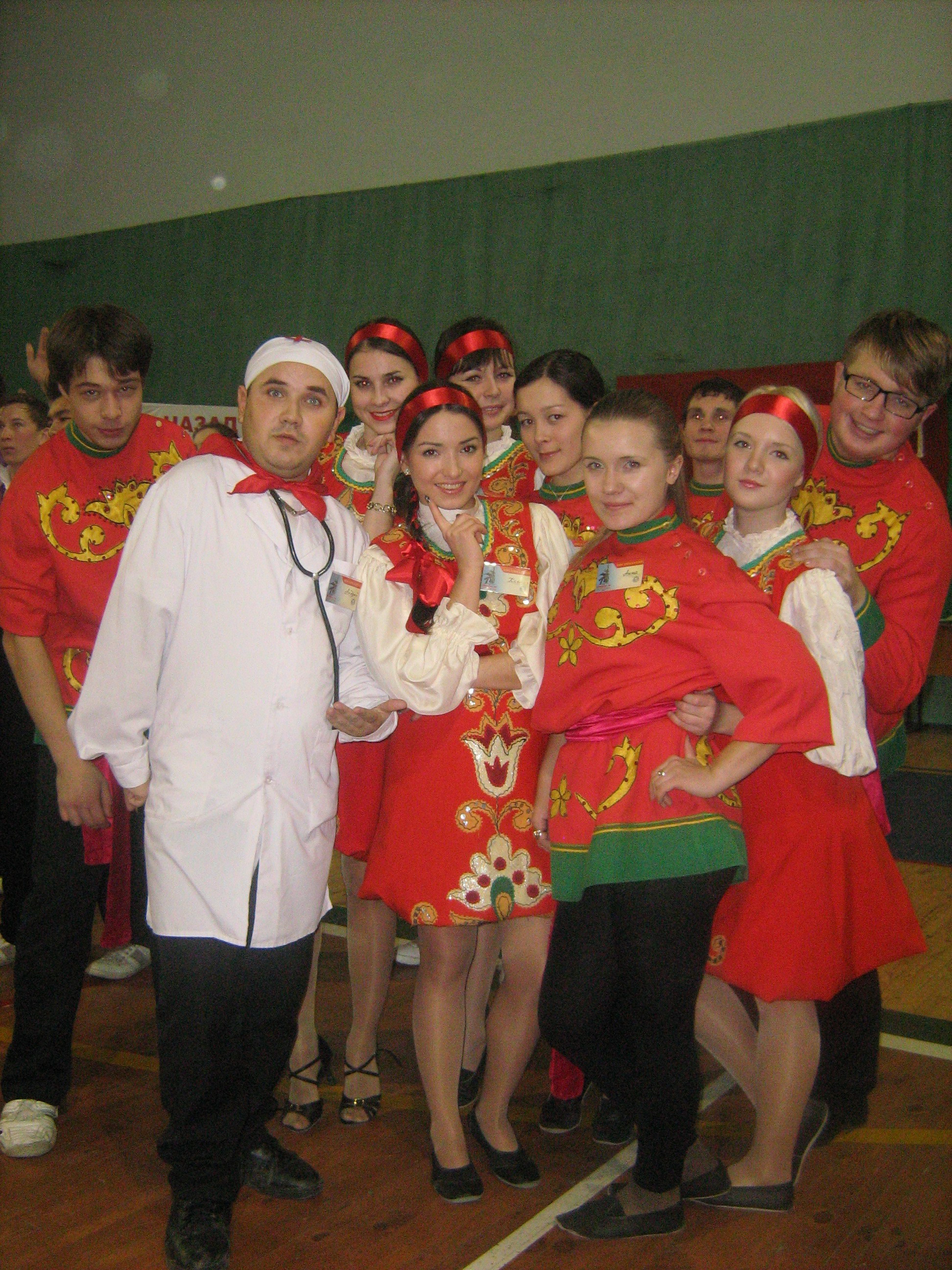 Непрофессиональные танцевальные коллективы продемонстрировали свое мастерство на танцполе конкурса «Стартинейджер-2012: МосФильм»