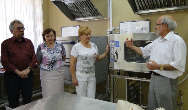 14:25 Вице-президент Межрегиональной Российской ассоциации кулинаров Тамара Шарова посетила Чебоксарский кооперативный институт 