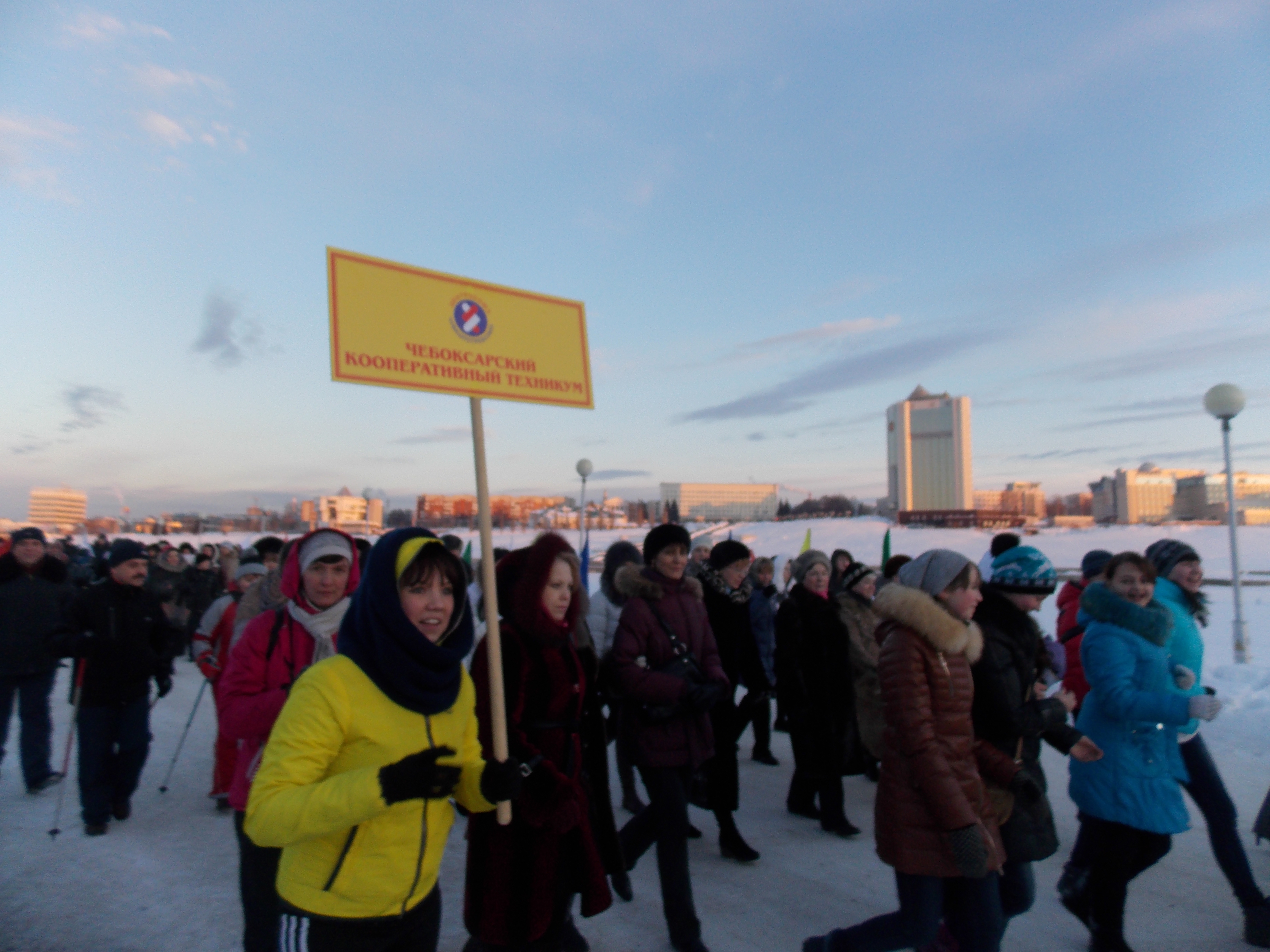 Студенчество Московского района – активный участник массовой оздоровительной ходьбы «Тропа здоровья-2013»